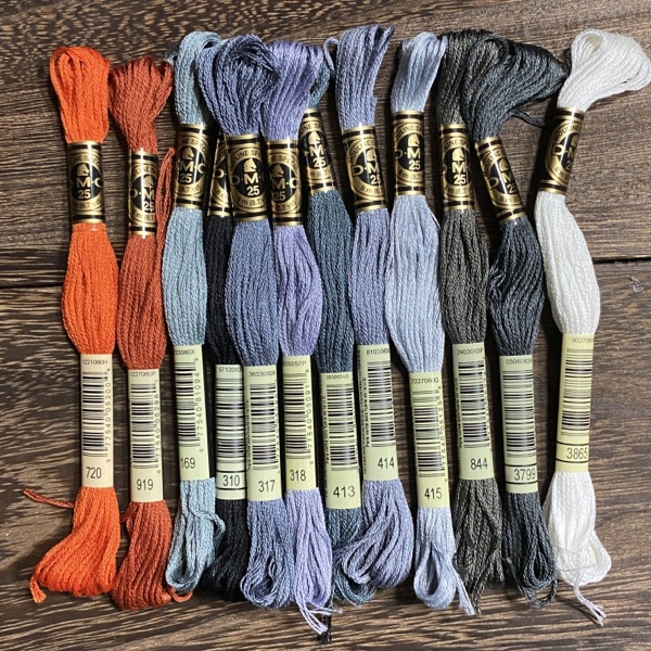 セリアの刺繍糸とDMCの刺繍糸