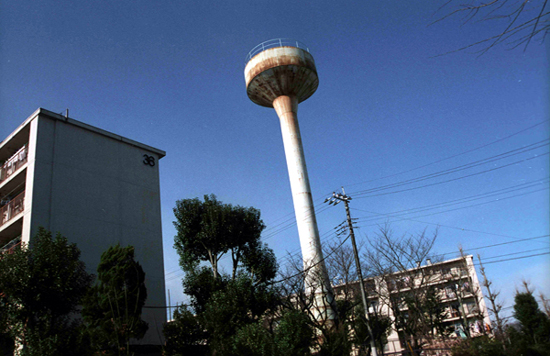 都営長房団地 給水塔(解体済み)