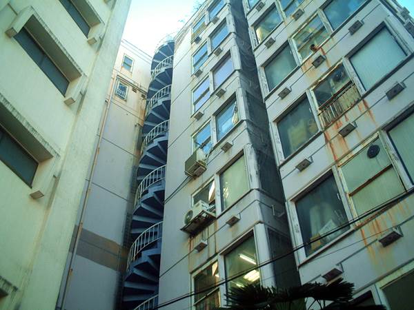 原宿　ヴィラ・ローザ　VILLA ROSA　堀田英二設計