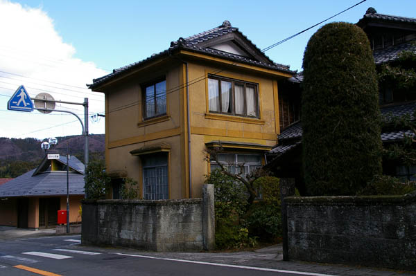湯ヶ島の古い商店街~瑞祥閣~世古峡~湯ケ島坑跡(廃金山)~世古の大湯(共同浴場)めぐ