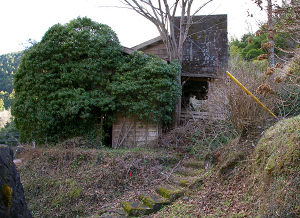 湯ヶ島の古い商店街~瑞祥閣~世古峡~湯ケ島坑跡(廃金山)~世古の大湯(共同浴場)めぐ