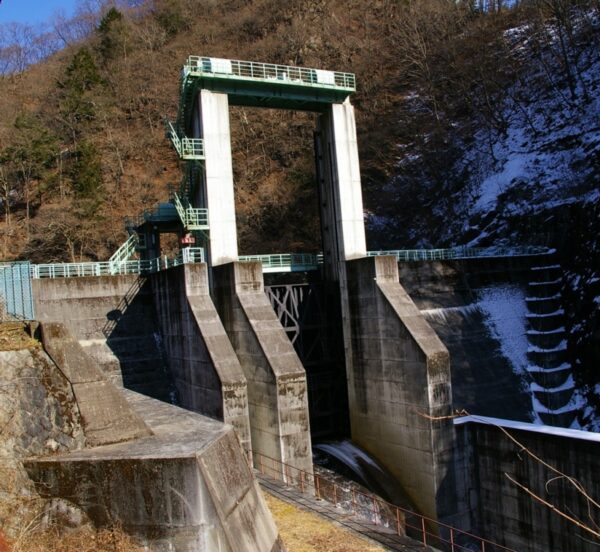 庚申ダム