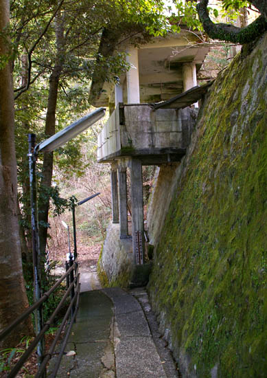 湯ヶ島の古い商店街~瑞祥閣~世古峡~湯ケ島坑跡(廃金山)~世古の大湯(共同浴場)めぐ