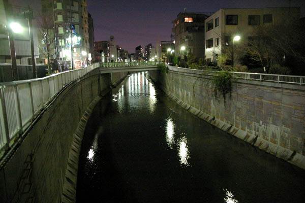 夜のけやき橋商店街 西新宿5丁目(再開発/解体)