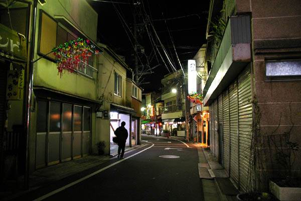 夜のけやき橋商店街 西新宿5丁目(再開発/解体)