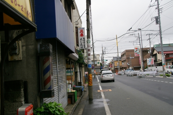 西調布駅前通り~(銅板建築)いも仙~西調布一番街~上石原大通り商店街