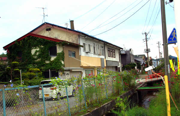 花岡桜町の町並み
