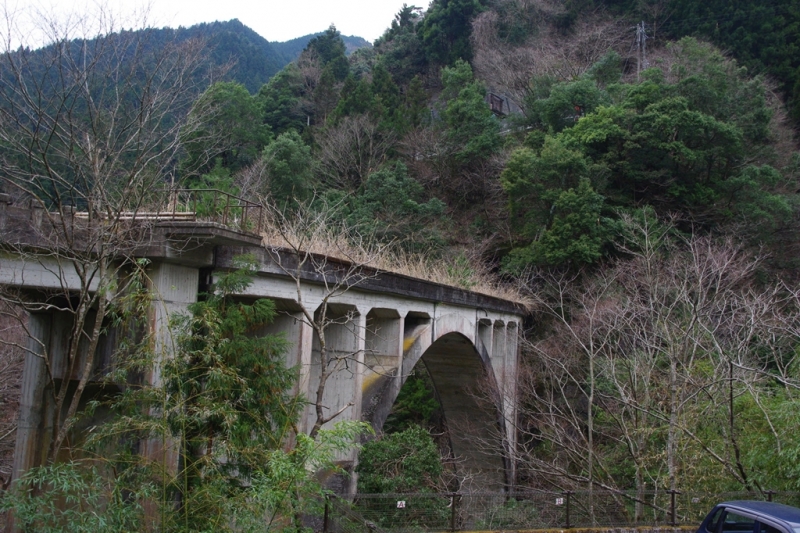 東京都水道局小河内線の日原橋梁