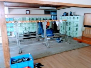 玄関脇のスキーウェア乾燥場所