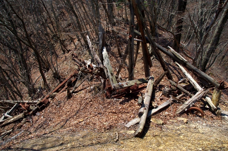鶴ヶ鳥屋山(つるがとやさん)登山~宝鉱山めぐり