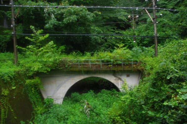 新碓氷第3ずい道と第4ずい道間にある橋梁（上り線）