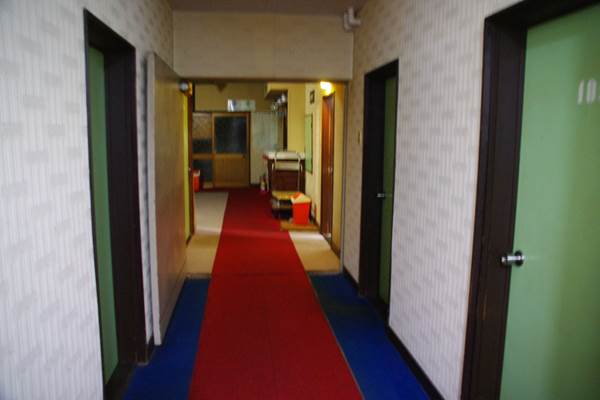 ビジネスホテル寿楽