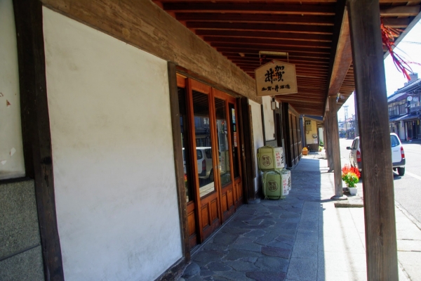 本町通りの加賀の井酒造 IMGP2077
