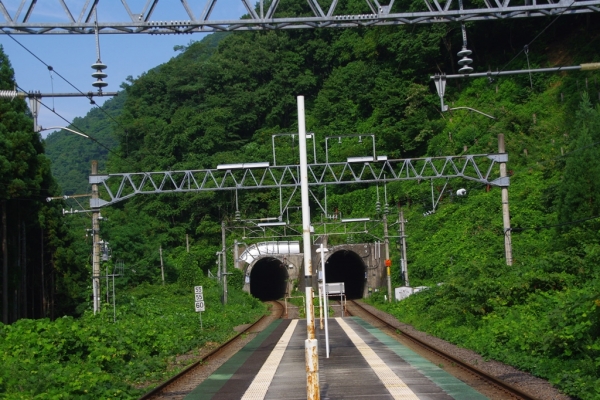 赤岩駅 無人駅 奥羽本線(2021年3月12日をもって廃止予定) IMGP2201