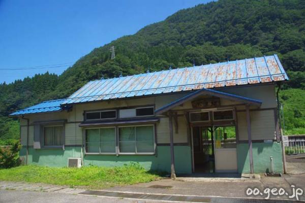 小滝駅 大糸線 無人駅 木造駅舎