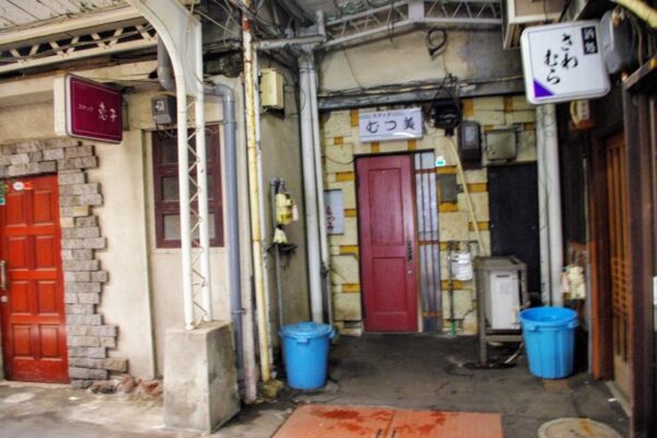富山　中央飲食街　全蓋式アーケード歓楽街