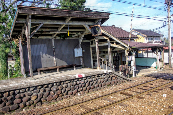 西魚津駅 富山地方鉄道(富山地鉄) 本線 木造駅舎 駅スタンプ押印 無人駅