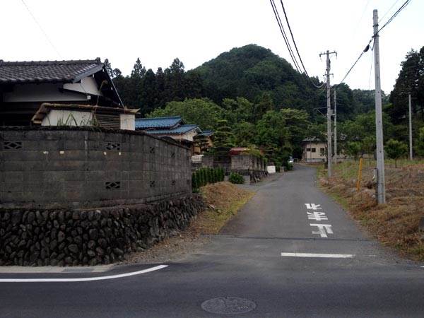 きだみのる「気違い部落」の里めぐり – 下恩方町・辺名集落