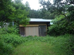 上恩方町の人が住んでいなさそうな古い民家群
