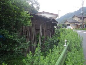 上恩方町のこの辺の雰囲気すごくいい。