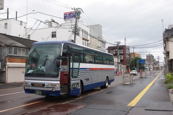 糸魚川駅(北陸新幹線開業に向けて工事中) 大糸線 北陸本線100周年記念475系国鉄色