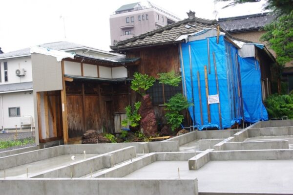糸魚川駅前のかんのや旅館