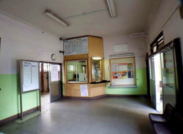 平岩駅 大糸線 無人駅 駅スタンプ押印