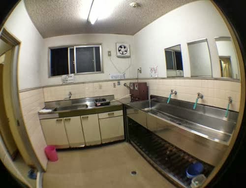 ビジネスホテル加賀 西成の宿に宿泊(ドヤ街)