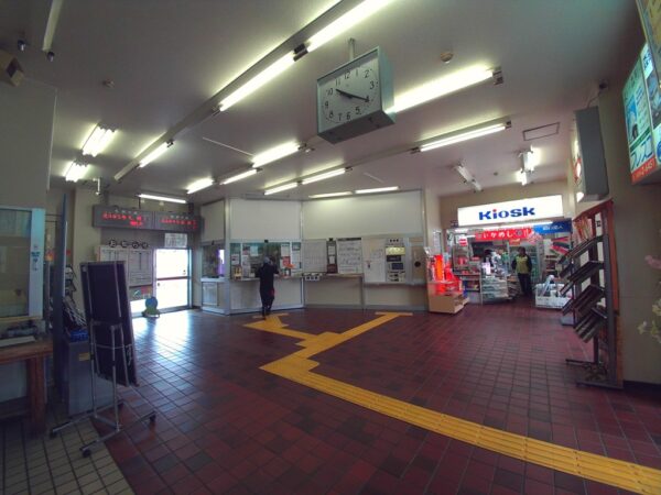 駅舎内