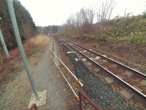 駒ケ岳~姫川 東山第1道路踏切