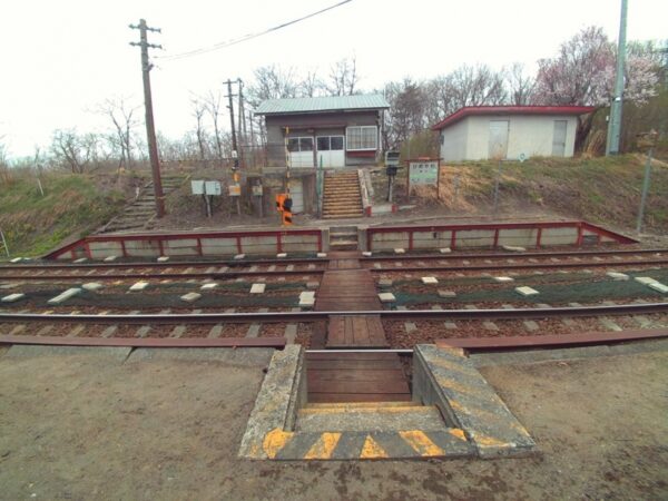 2014年5月1日 姫川駅(廃駅)➔姫川信号場 函館本線 木造駅舎 無人駅