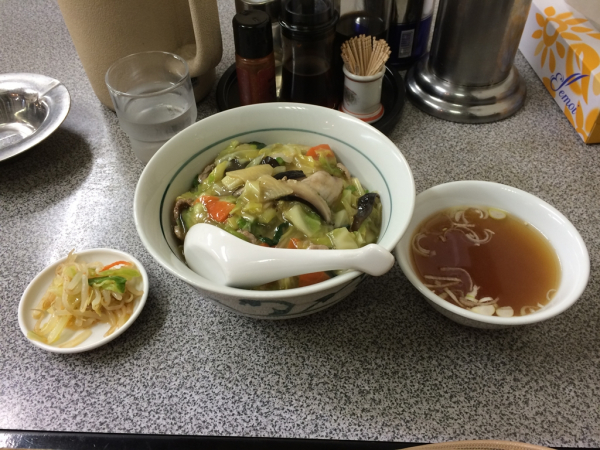 中華料理　小松亭　東町店　中華丼　630円（閉業）