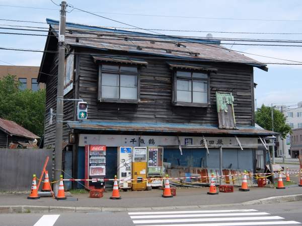 滝川駅～新十津川駅間の商店街、飲食店など（滝川駅前商店街ベルロード→滝川町遊廓？→札沼線廃橋→新十津川駅）徒歩移動