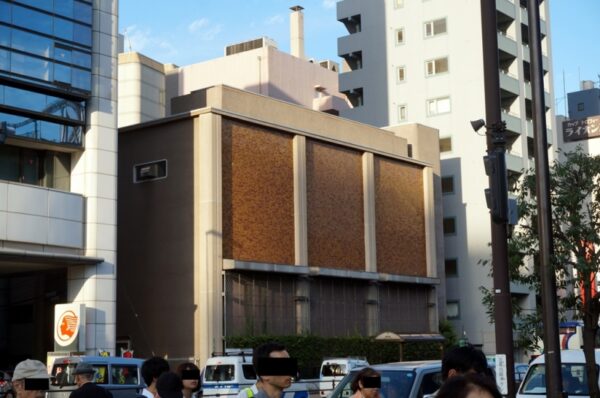 旧東京市営真砂町住宅~旧菊坂町~鐙坂~銭湯菊水湯~金田一京助・春彦旧居跡~謎のセメント穴