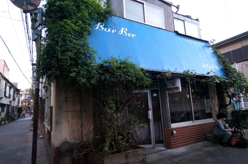 旧東京市営真砂町住宅~旧菊坂町~鐙坂~銭湯菊水湯~金田一京助・春彦旧居跡~謎のセメント穴