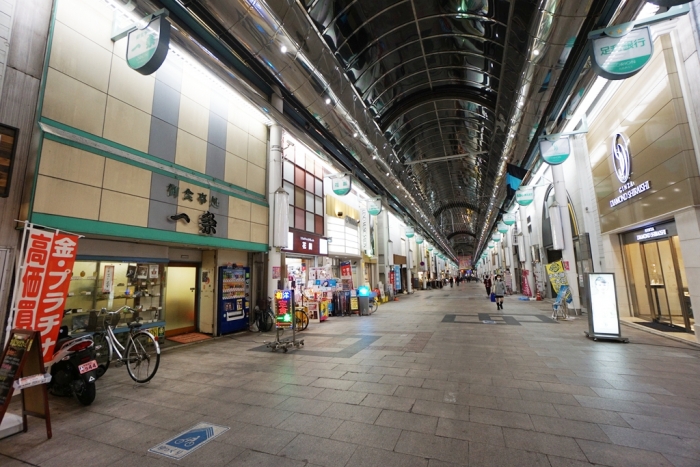 宇都宮 オリオン通り商店街(御食事処一条)~銭湯さざなみ湯~大谷石トイレ