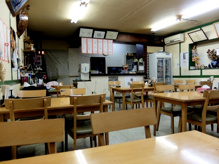 宇都宮 オリオン通り商店街(御食事処一条)~銭湯さざなみ湯~大谷石トイレ