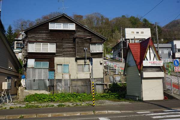 夕張本町キネマ街道~ユックさかい~梅ヶ枝通り