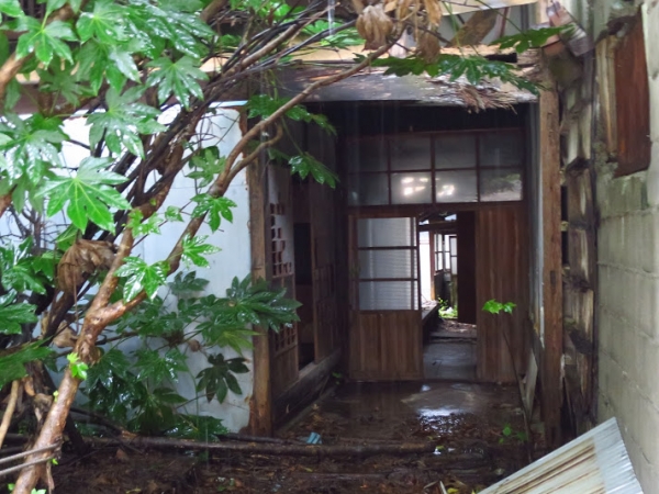 三津浜銀天街 三津浜商店街