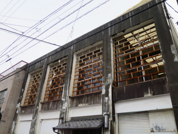 三津浜銀天街 三津浜商店街