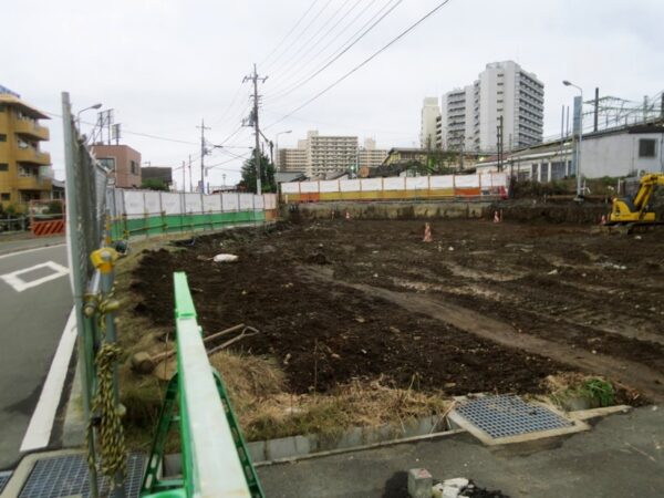 高尾駅　北口　駅前広場暫定整備工事