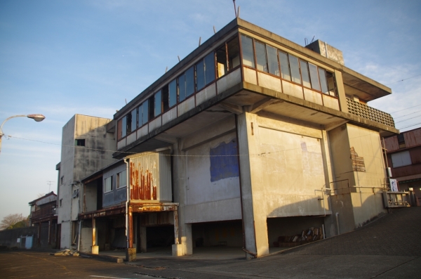下之一色魚市場
