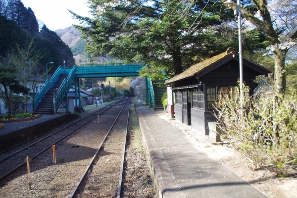 沢入駅