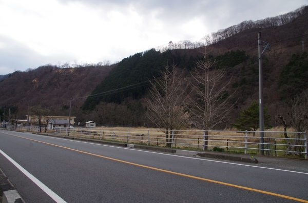 足尾高校グランド(連合捕虜収容所跡)