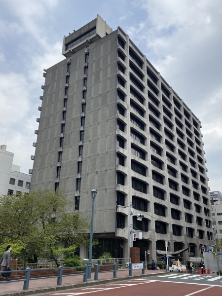 築地　旧電通本社ビル（解体工事準備・仮囲い設置）