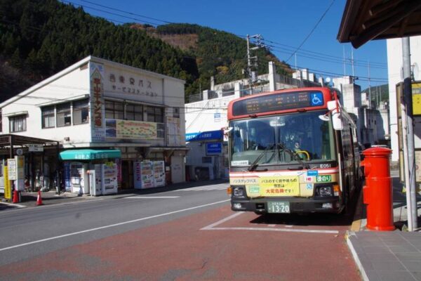 東日原行き 西東京バス