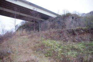 登別軟石　石切り場