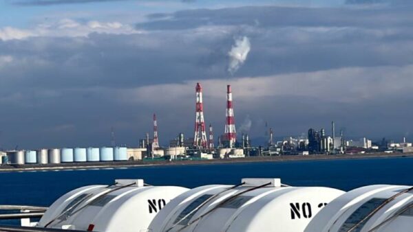 苫小牧西港　太平洋フェリーきたかみ