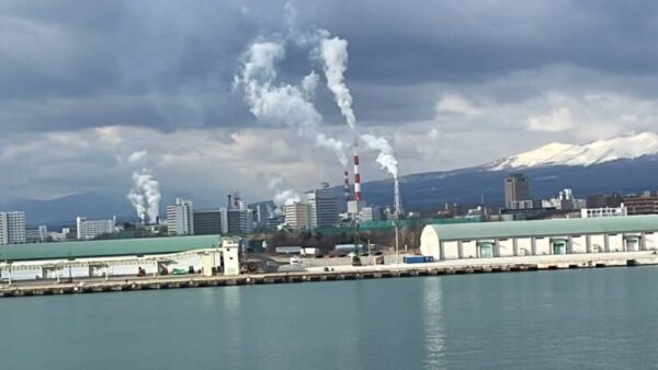 苫小牧西港　太平洋フェリーきたかみ