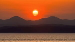 津軽海峡 津軽半島の夕陽 あさかぜ5号